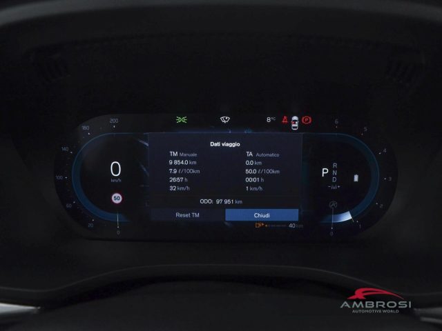 Volvo XC60 B4 Geartronic Momentum Auto, del 2022, 97.951 km, in vendita a Corciano (PG)