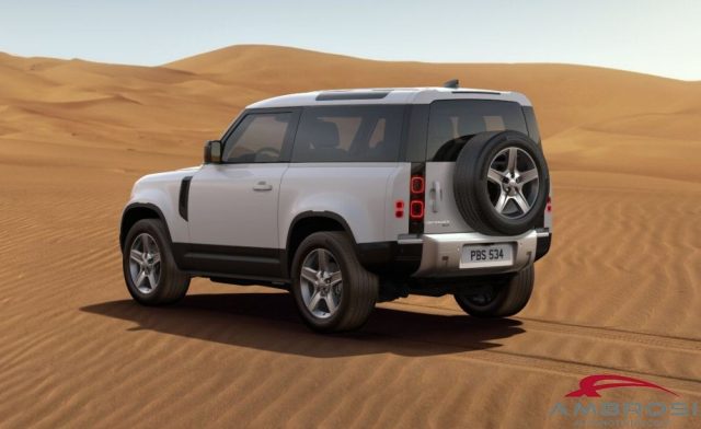 Land Rover Defender 90 3.0D I6 300 CV AWD Auto SE - foto 4 di 4