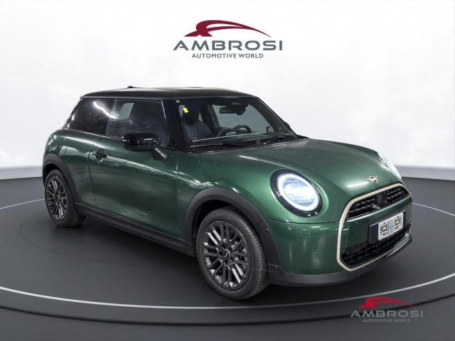 MINI Cooper 3 porte C Favoured - foto 2 di 4