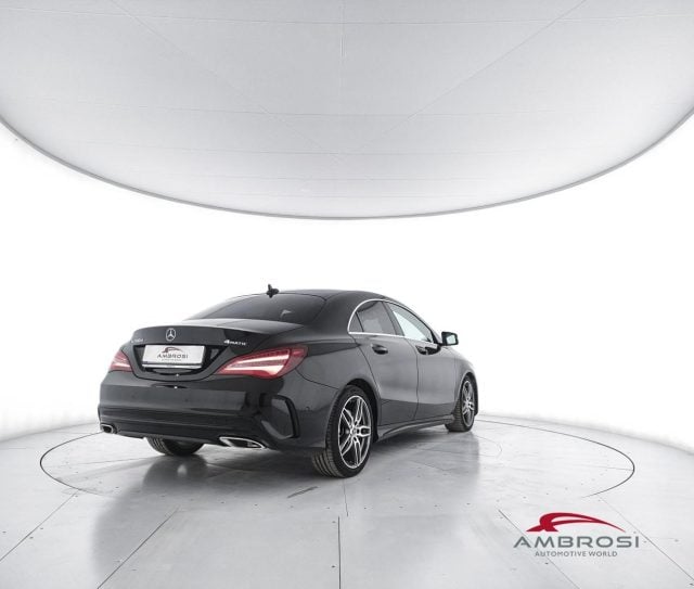 Mercedes-Benz CLA 200 200 d 4Matic Automatic Premium - foto 4 di 4