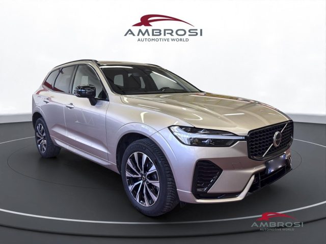 Volvo XC60 B4 automatico Plus Dark - AUTOCARRO N1 - foto 2 di 4