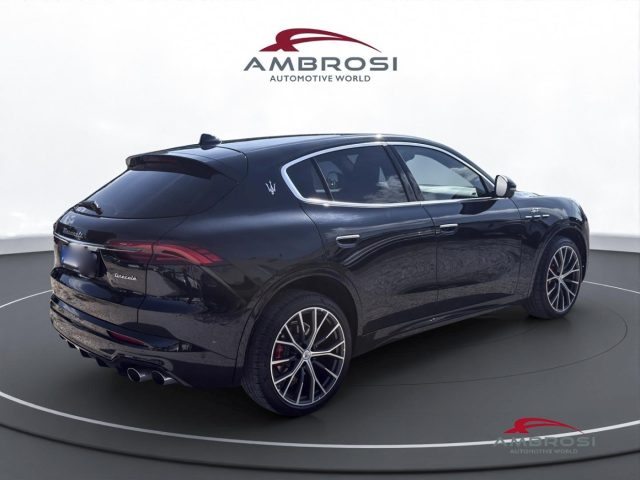 Maserati Grecale 2.0 mhev GT 300cv auto - foto 3 di 4