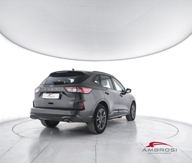 Ford Kuga 2.5 Plug In Hybrid 225 CV CVT 2WD ST-Line - foto 3 di 4