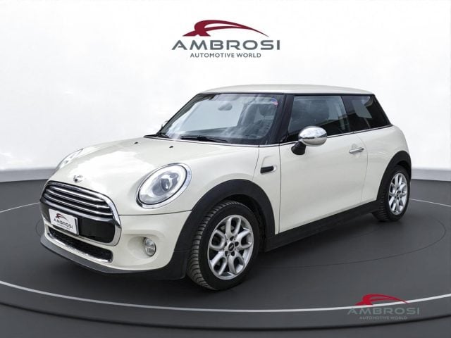 MINI Cooper D 3 porte Cooper 1.5 - PER OPERATORI DEL SETTORE, del 2014, 293.674 km, in vendita a Corciano (PG)