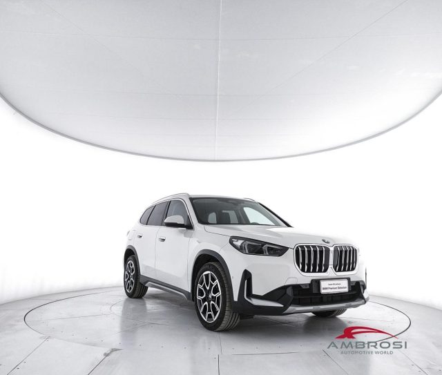 BMW X1 sDrive18d Xline Premium Comfort Package - foto 2 di 15