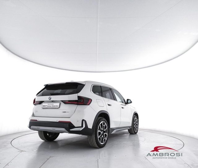 BMW X1 sDrive18d Xline Premium Comfort Package - foto 3 di 15