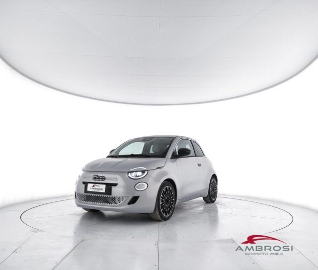 Fiat 500 1.0 hybrid Icon, del 2026, 15 km, in vendita a Corciano (PG)