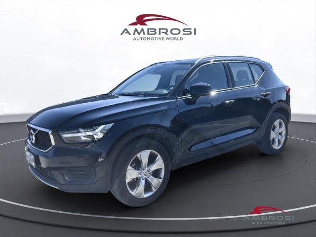 Volvo XC40 T2 Geartronic Momentum Pro, del 2022, 41.494 km, in vendita a Corciano (PG)