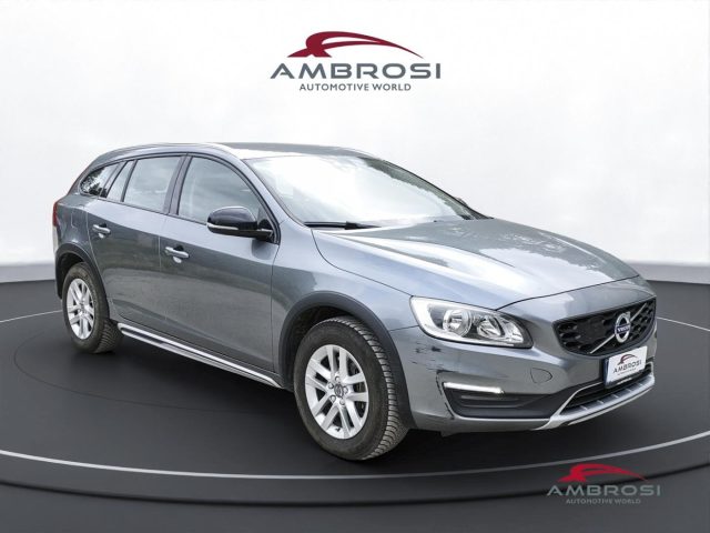 Volvo V60 Cross Country D3 - PER OPERATORI DEL SETTORE - foto 2 di 15