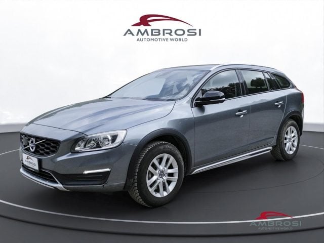 Volvo V60 Cross Country D3 - PER OPERATORI DEL SETTORE, del 2018, 249.614 km, in vendita a Corciano (PG)