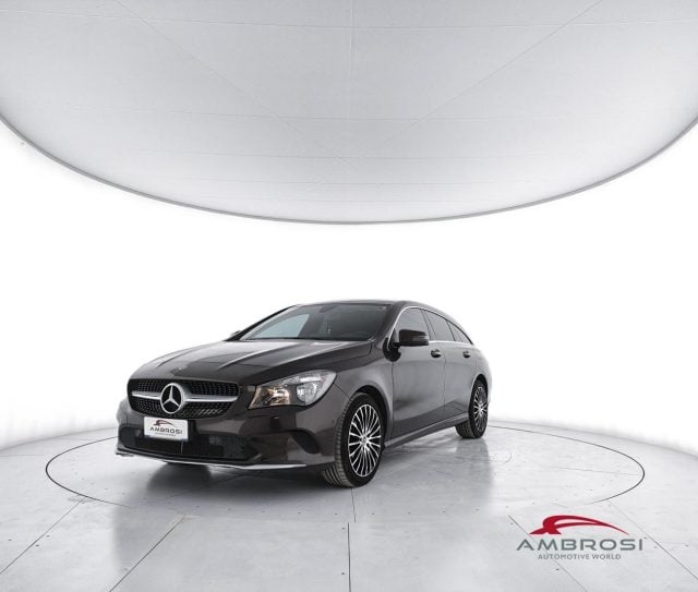 Mercedes-Benz CLA 200 200 d Automatic Business - PER OPERATORI DEL SETTO, del 2017, 195.638 km, in vendita a Corciano (PG)