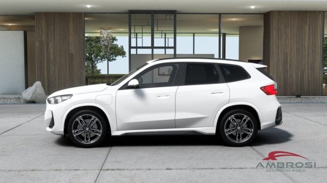 BMW X1 xDrive25e Msport Premium Package - foto 3 di 4