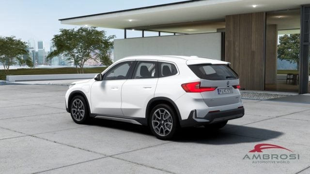 BMW X1 xDrive25e Xline Premium Package - foto 2 di 4