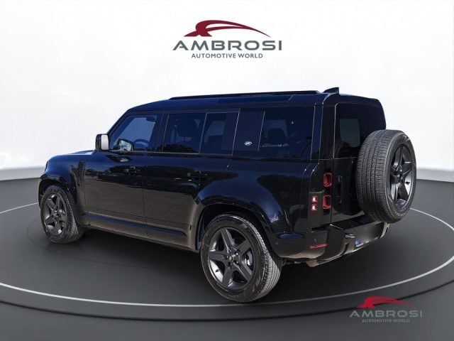 Land Rover Defender 110 3.0d i6 mhev X-Dynamic SE awd 250cv auto - foto 4 di 4
