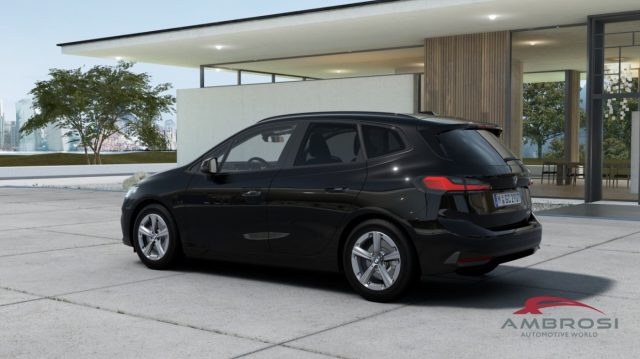 BMW 218 Serie 2 d Active Tourer Premium Package - foto 2 di 4