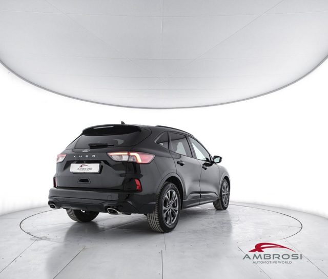 Ford Kuga 1.5 EcoBlue 120 CV 2WD ST-Line - foto 3 di 4