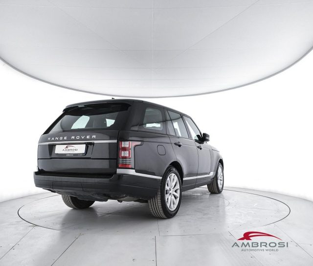 Land Rover Range Rover 3.0 TDV6 Vogue - foto 3 di 4