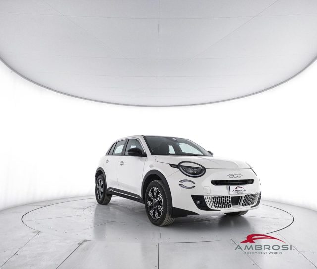 Fiat 600 1.2 hybrid Pop 145cv auto - foto 2 di 4