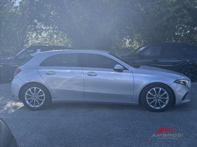 Mercedes-Benz A 180 180 Sport auto - PER OPERATORI DEL SETTORE - foto 2 di 4