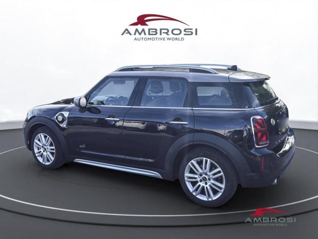 MINI Countryman Cooper 1.5 Cooper SE Classic all4 auto 220 cv - foto 4 di 4
