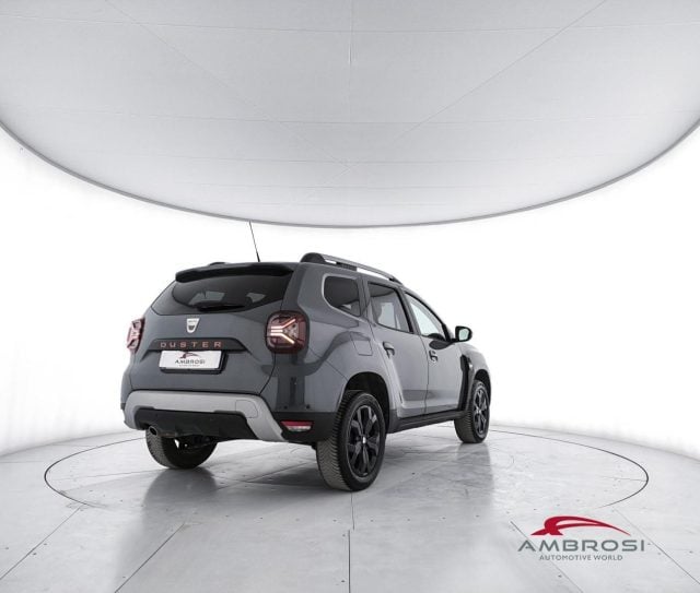 Dacia Duster 1.0 TCe GPL 4x2 Extreme - foto 3 di 4