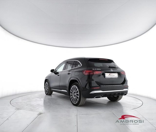 Mercedes-Benz GLA 250 250 e phev AMG Line Advanced Plus auto - foto 4 di 4