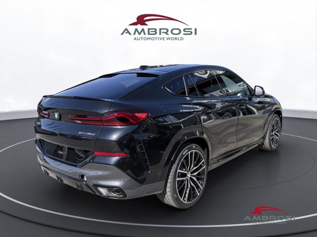 BMW X6 xDrive30d M Sport pro Travel Innovation Package - foto 3 di 4