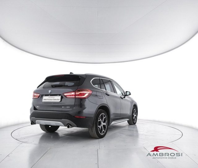 BMW X1 sDrive 20i auto - foto 4 di 4