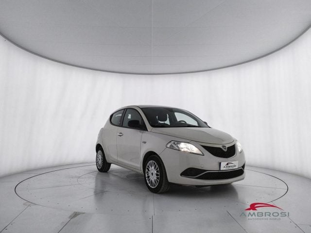 Lancia Ypsilon 1.2 69 CV 5 porte Gold - foto 2 di 4