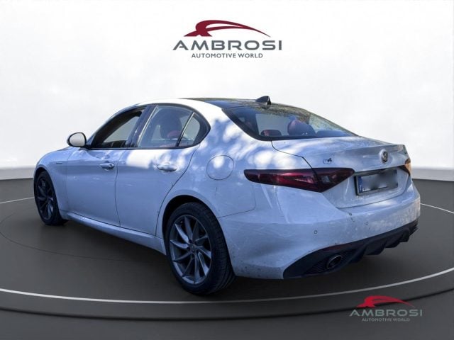 Alfa Romeo Giulia 2.2 t Veloce Q4 210cv auto - PER OPERATORI DEL SET - foto 4 di 4