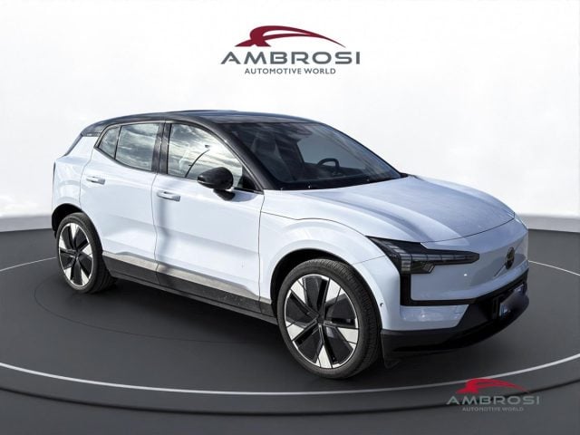 Volvo EX30 Twin Motor Performance AWD Ultra - foto 2 di 4