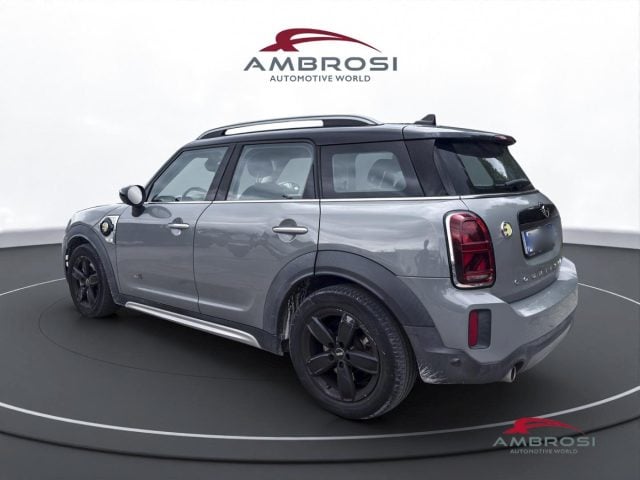 MINI Countryman Cooper 1.5 Cooper SE ALL4 Automatica Essential - foto 4 di 4