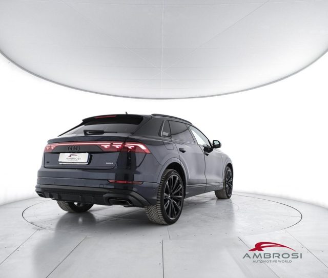 Audi Q8 3.0 tdi mhev S line edition quattro 286cv tiptroni - foto 3 di 4