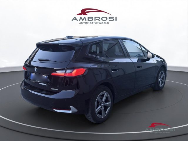 BMW 218 Serie 2 d Auto - foto 4 di 4