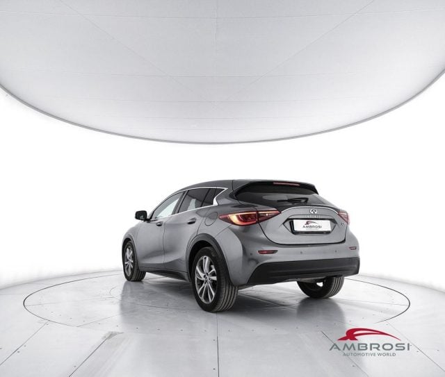 Infiniti Q30 1.5d 1.5 diesel DCT Business Executive - foto 4 di 4