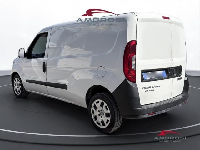Fiat Doblo Cargo 1.6 MJT 105CV PL-TA Cargo Maxi XL Lamierato - foto 4 di 4