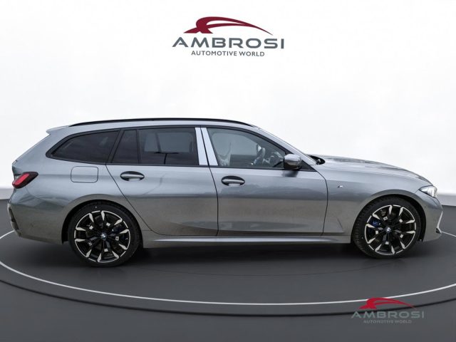 BMW 320 Serie 3 d Touring Msport Comfort package - foto 3 di 4