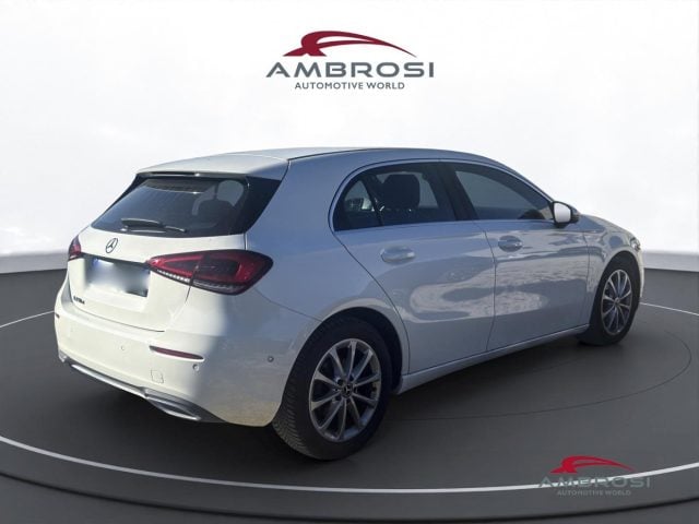 Mercedes-Benz A 180 180 d Automatic Sport - foto 3 di 4