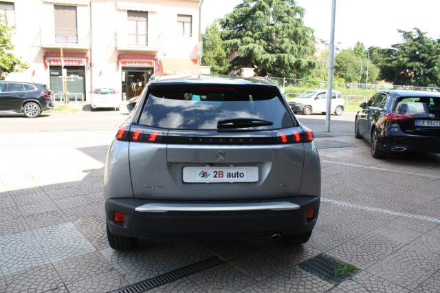 Peugeot 2008 BlueHDi 130 S&S EAT8 GT Pack - foto 4 di 4