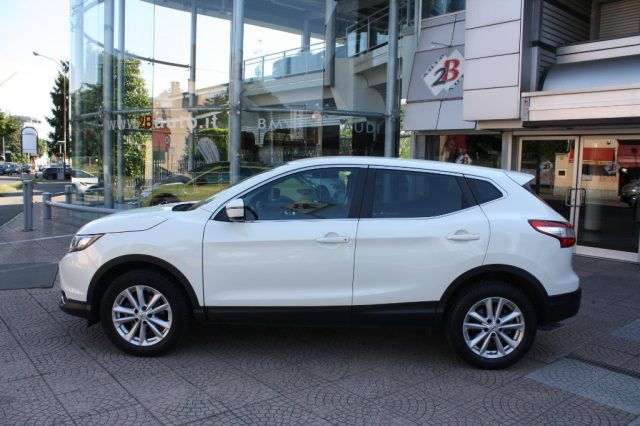 Nissan Qashqai 1.5 dCi Business Euro 6B - foto 2 di 4