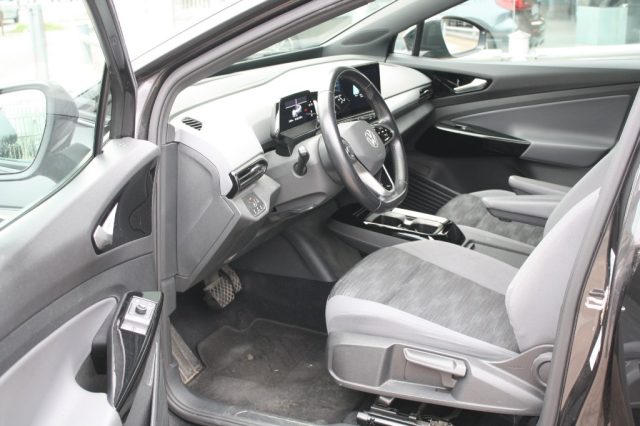 Volkswagen ID.4 Pro Performance usato a NOVA MILANESE