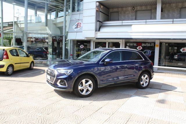 Audi Q3 35 TDI S tronic Business Advanced usato a NOVA MILANESE