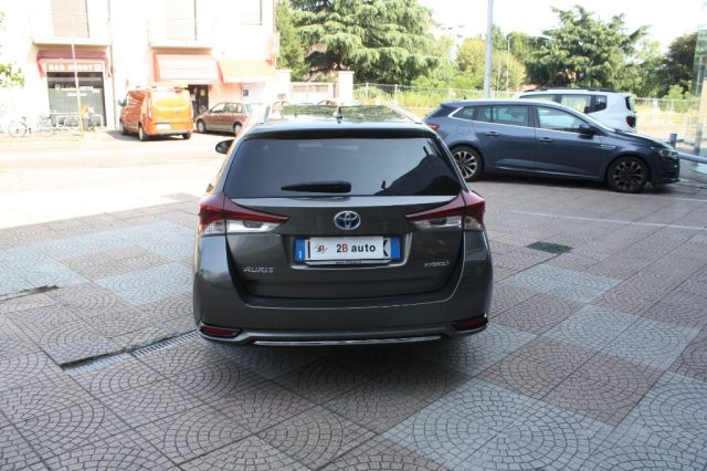 Toyota Auris Touring Sports 1.8 Hybrid Lounge - foto 4 di 4