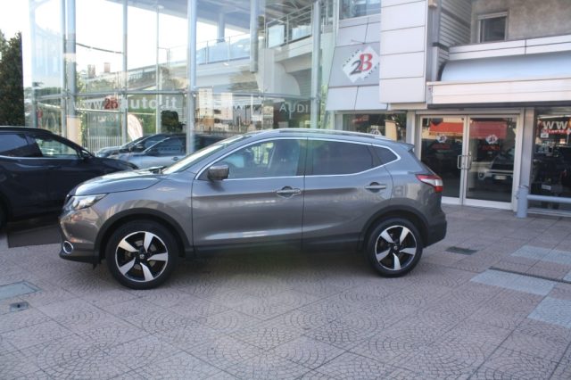 Nissan Qashqai 1.2 DIG-T Tekna - foto 2 di 4