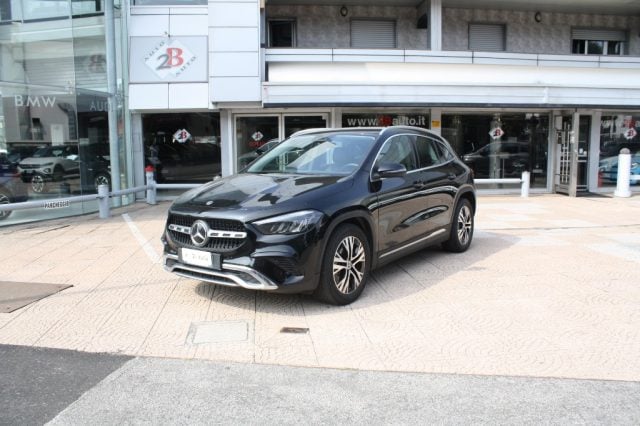 Mercedes-Benz GLA 180 Automatic Progressive Advanced, del 2023, 76.985 km, in vendita a Nova Milanese (MB)