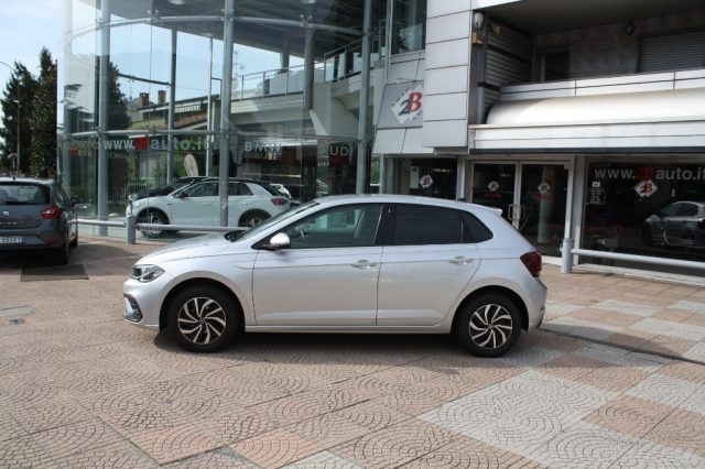 Volkswagen Polo 1.0 Life - foto 2 di 4