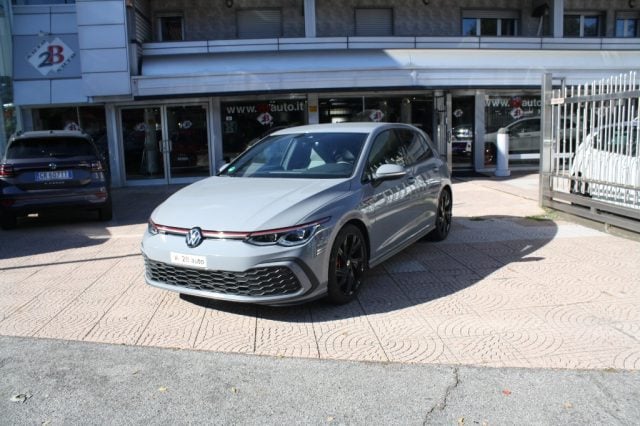 Volkswagen Golf 2.0 TSI DSG GTI 245CV, del 2023, 38.990 km, in vendita a Nova Milanese (MB)
