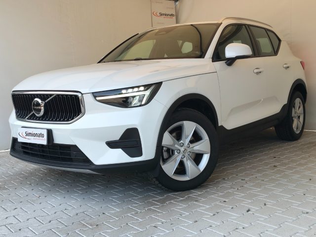 Volvo XC40 B3 automatico Core usato a RESANA