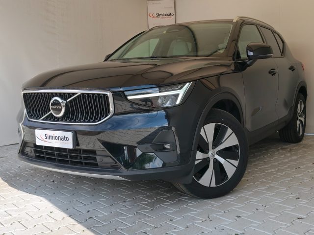 Volvo XC40 B4 AWD automatico Core - foto 3 di 20