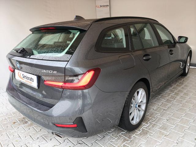 BMW 320 e Touring - foto 4 di 4